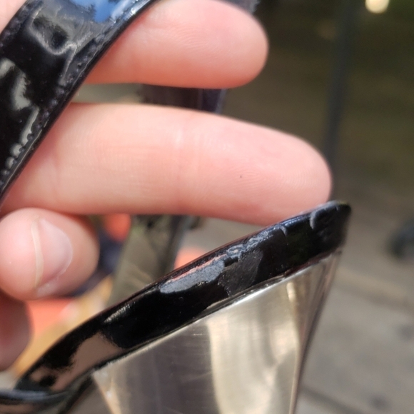 Stuart Weitzman Black Patent Sling-back Heels 7 - Picture 6 of 8